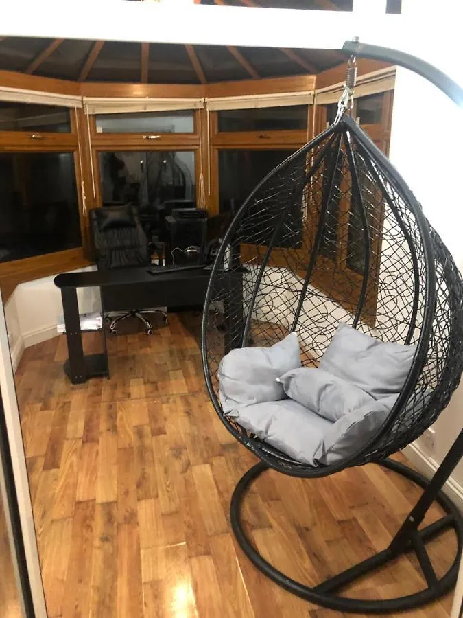 리즈 Cozzy Living 아파트
