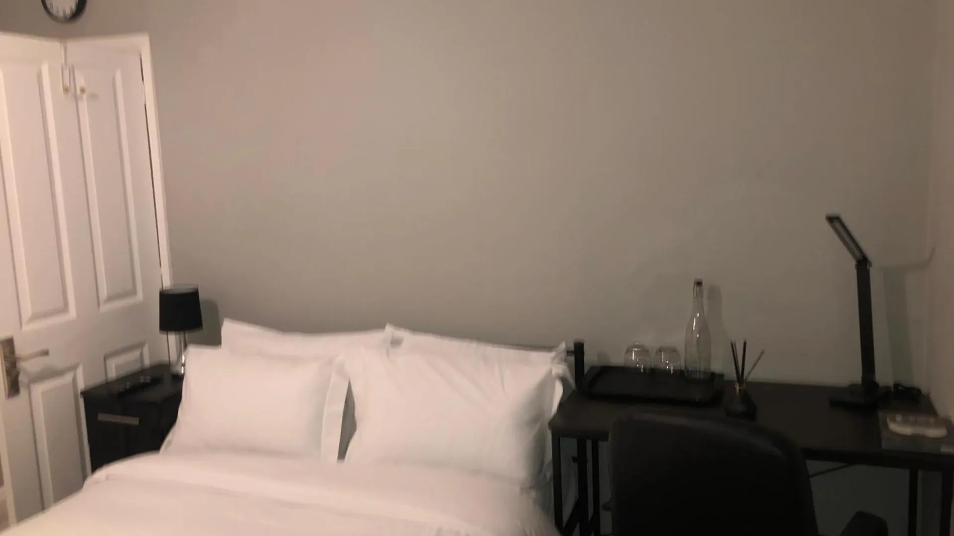 리즈 Cozzy Living 아파트 영국